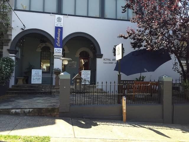 Local artists highlighted at Lavender Bay gallery